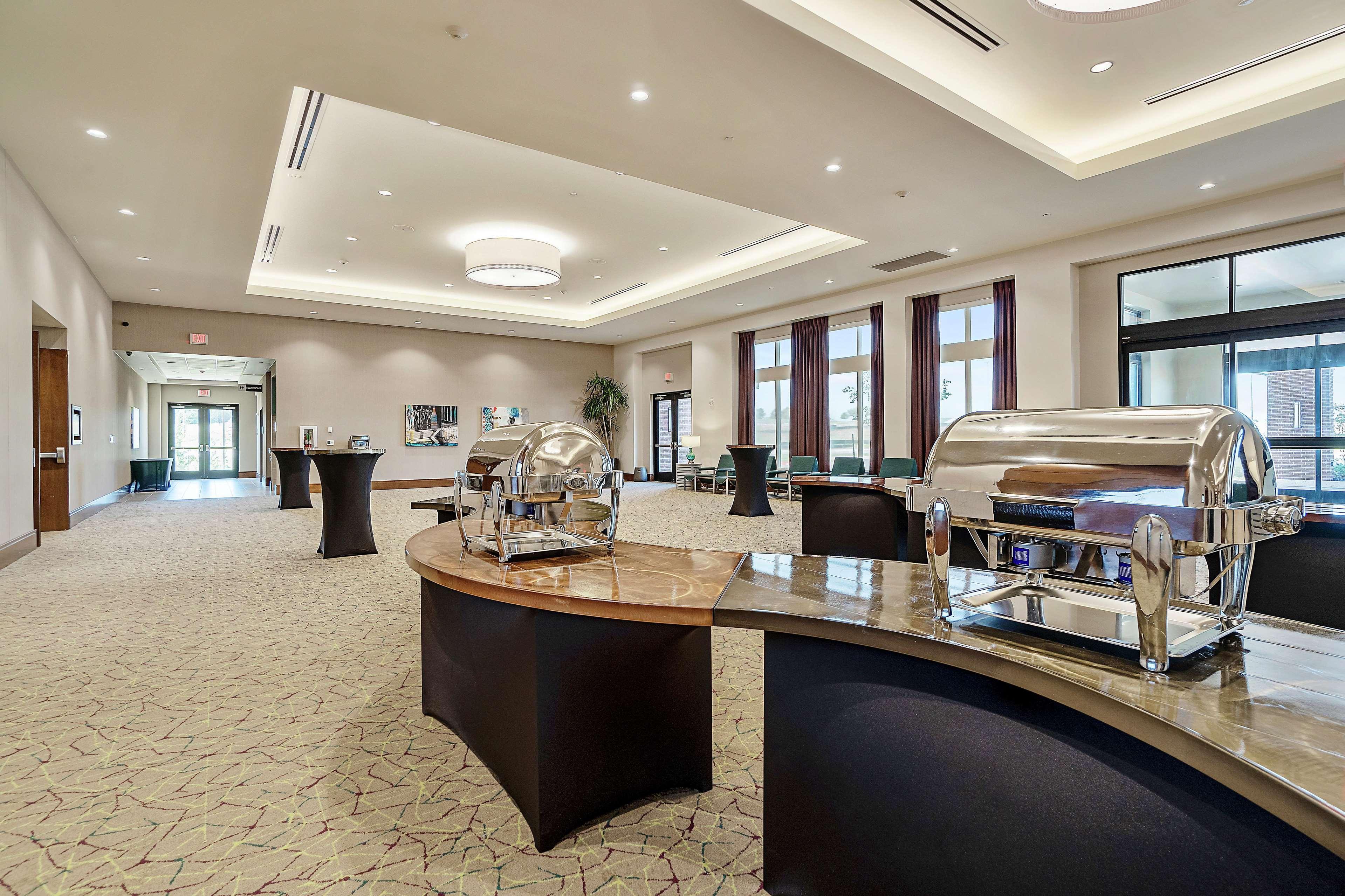 Hilton Garden Inn Edmond/Oklahoma City North Экстерьер фото
