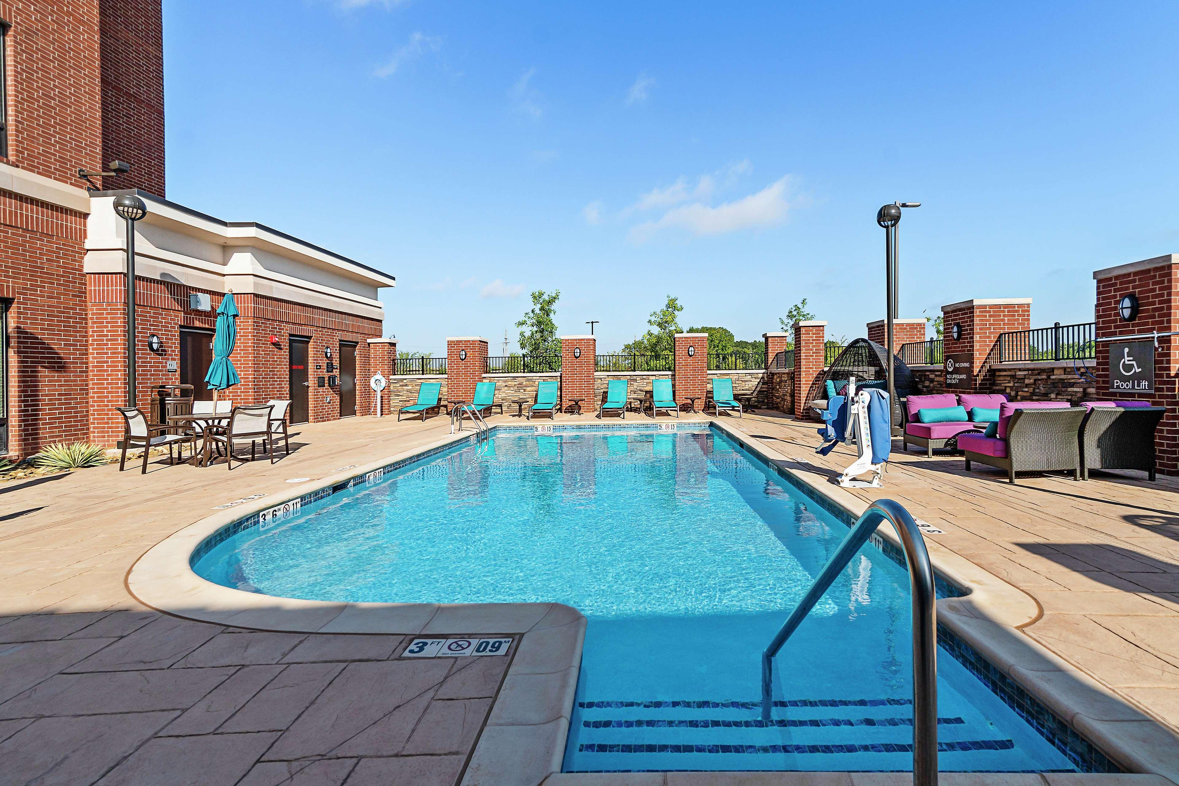 Hilton Garden Inn Edmond/Oklahoma City North Экстерьер фото